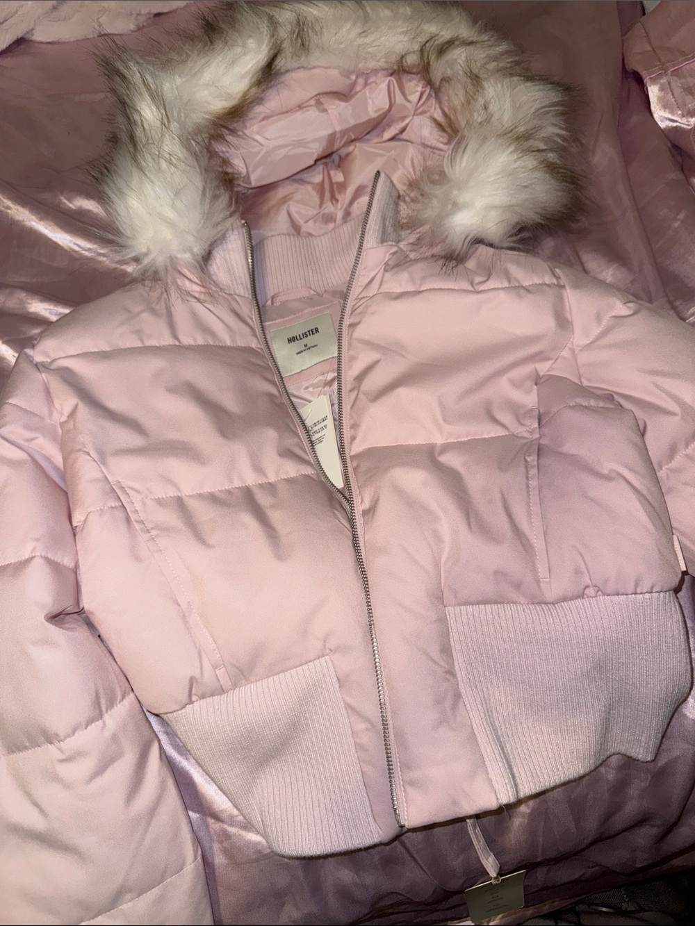 NWT Hollister Light Pink Quilted Puffer Jacket with Faux Fur Trim
